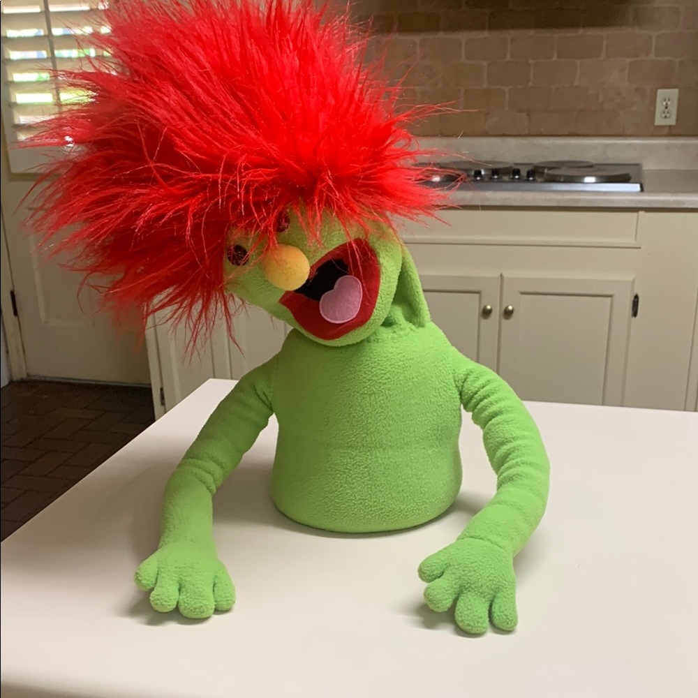 Vintage OOAK Custom Muppet from FAO Shwartz Muppet Whatnot Workshop